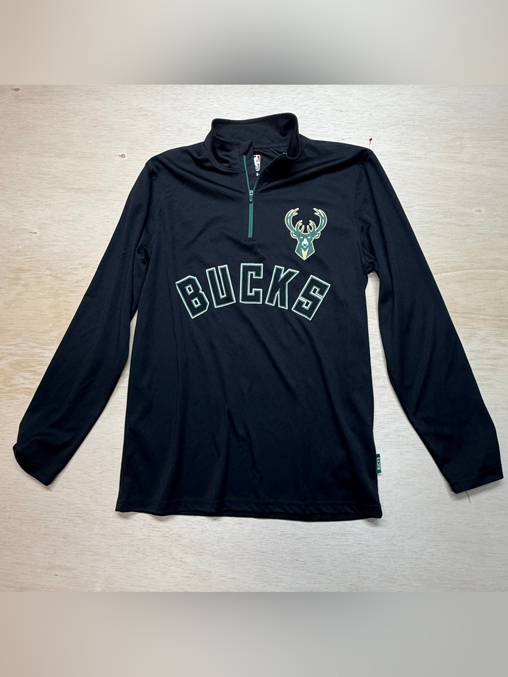 Giannis Antetokounmpo Milwaukee Bucks 1/4 Zip Long Sleeve Pullover medium